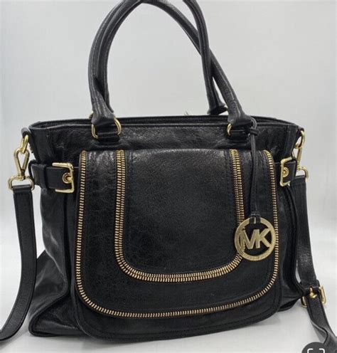 michael kors naomi satchel black|Naomi Extra.